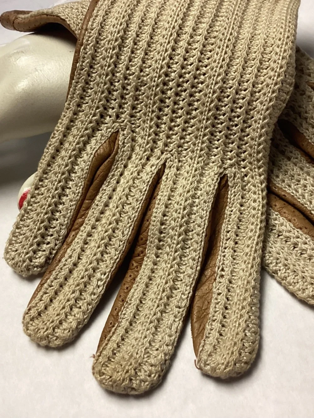 Knit leather palm gloves these are